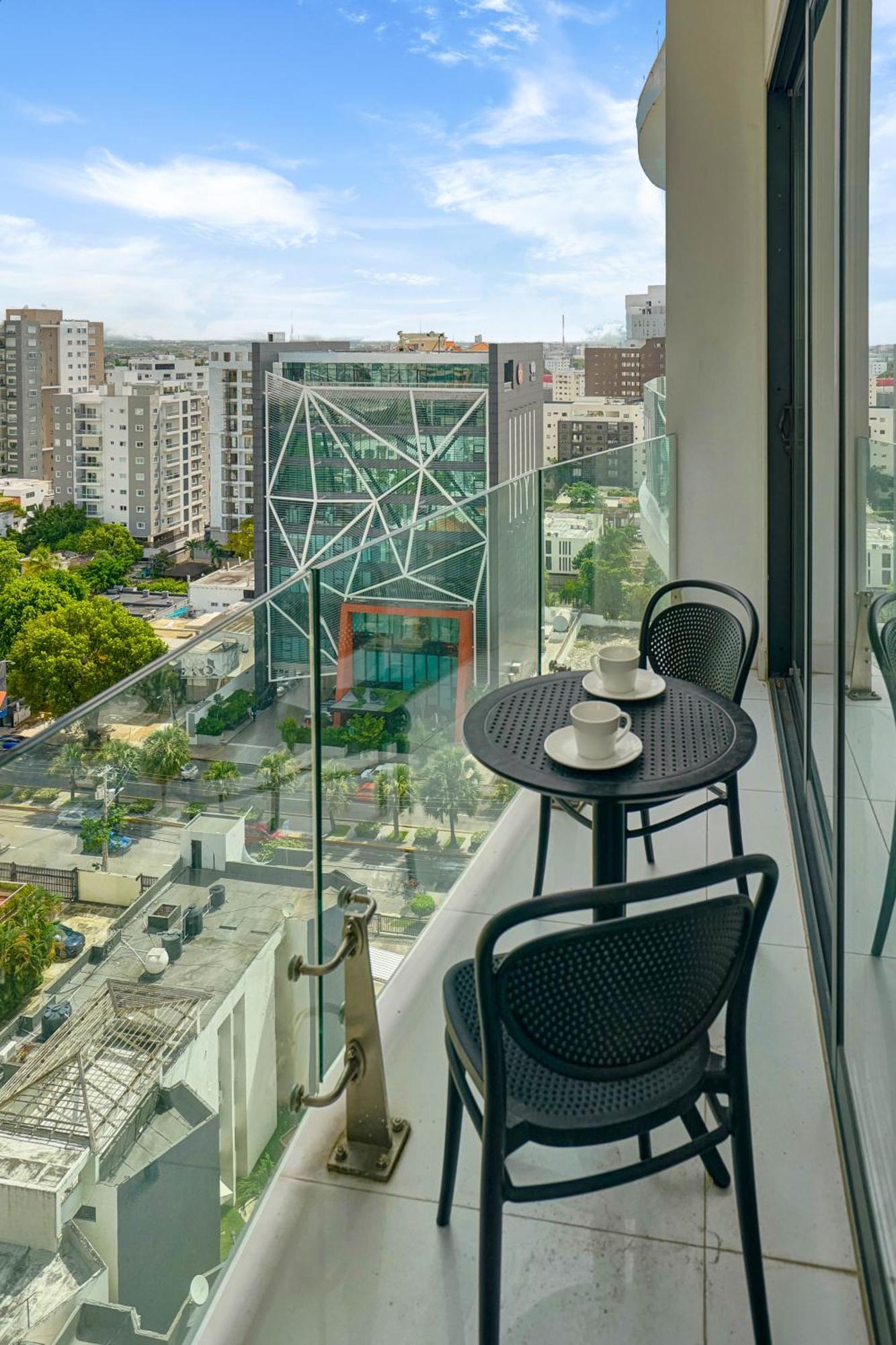 Monaco Residences Piantini Санто-Доминго Экстерьер фото