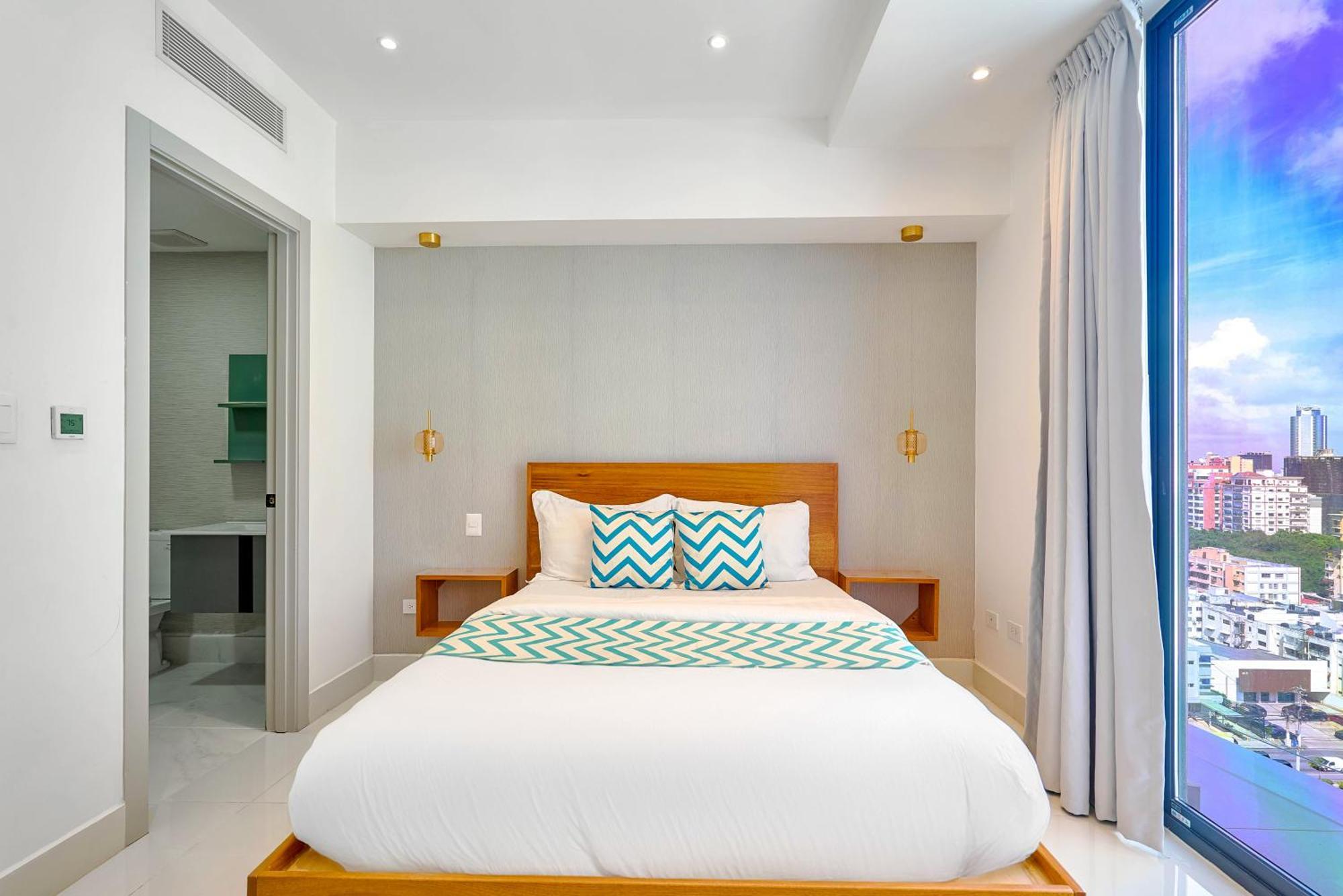 Monaco Residences Piantini Санто-Доминго Экстерьер фото